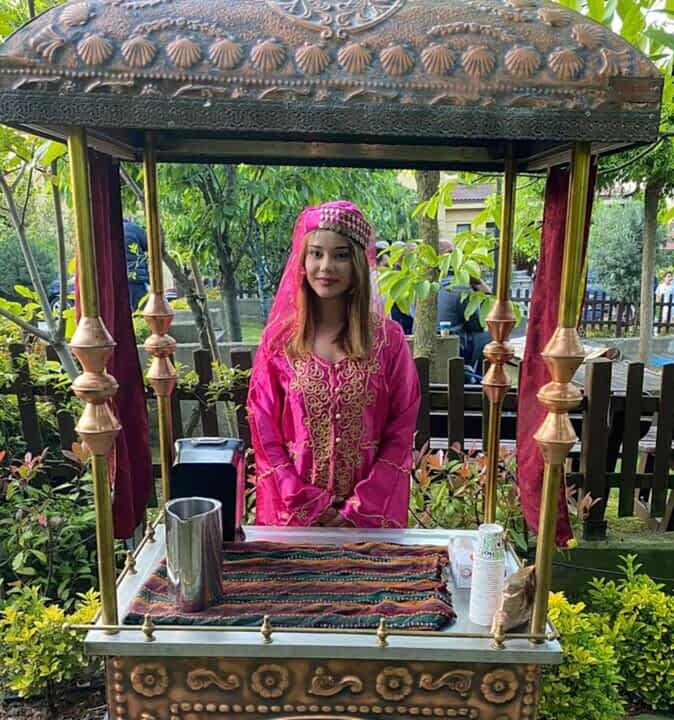 Kahveci Güzeli Kiralama