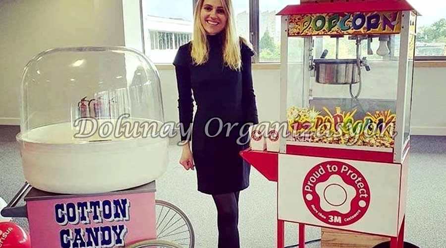 Patlamış Mısır Arabası Kiralama