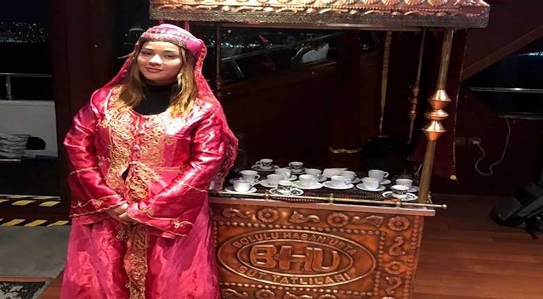 Kahveci Güzeli Arabası Kiralama